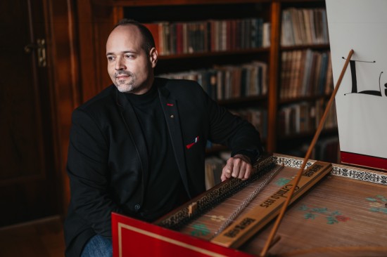 MARTIN HROCH - CEMBALO MARTIN HROCH - CEMBALO